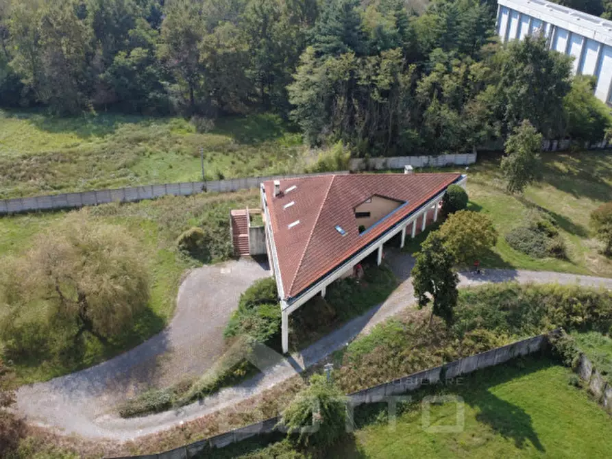 Immagine 29 di Villa in vendita  in Via Asti 3 a Gattinara