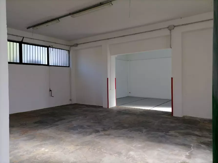 Immagine 1 di Laboratorio in affitto  in VIA DI SOTTO a Lastra A Signa