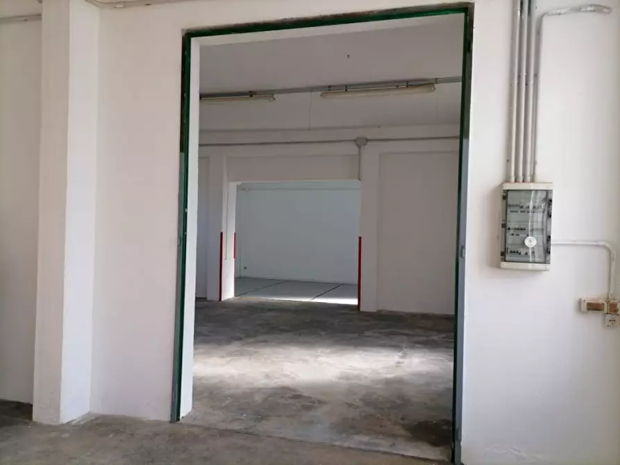 Immagine 5 di Laboratorio in affitto  in VIA DI SOTTO a Lastra A Signa