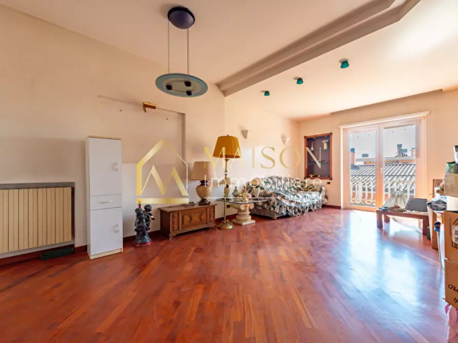 Immagine 4 di Appartamento in vendita  in Via Controne a Roma