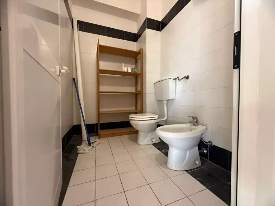 Immagine 6 di Ufficio in affitto  in Via Bacchelli a Livorno