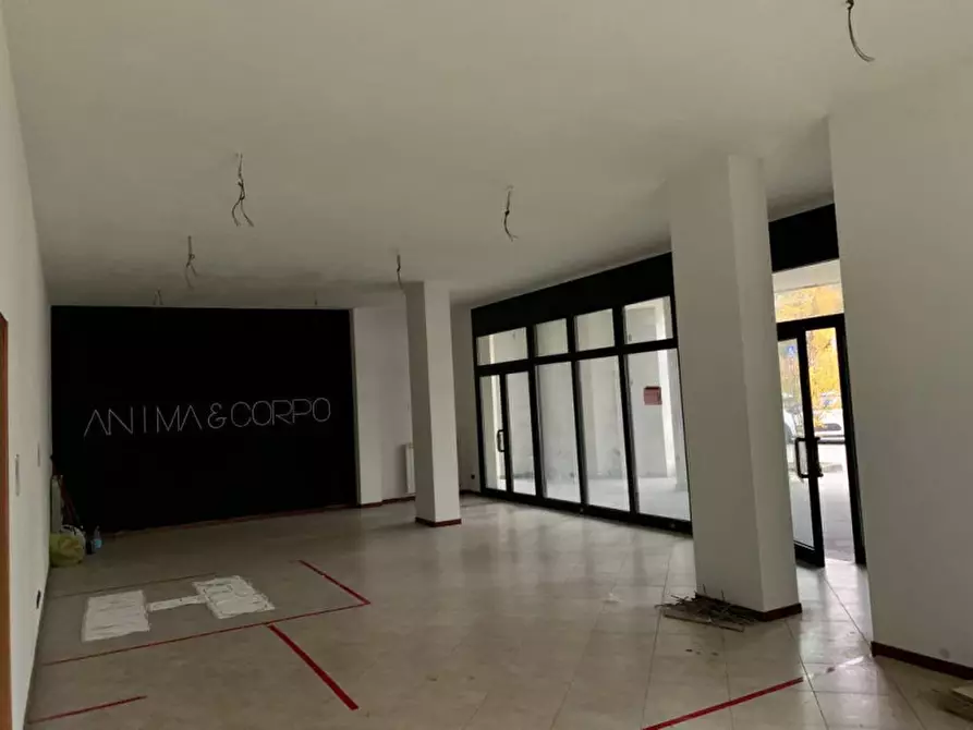 Immagine 5 di Negozio in vendita  in VIA ANTONIO GRAMSCI a Signa