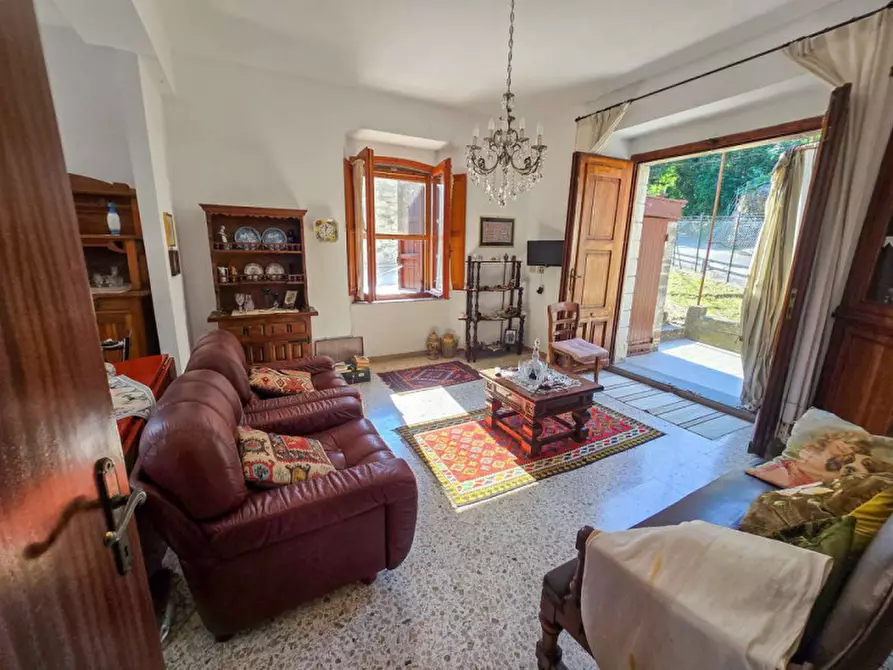 Immagine 5 di Casa indipendente in vendita  in via Borgo a Monte Cerignone