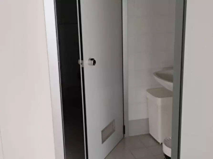 Immagine 16 di Laboratorio in vendita  in Via Dell'Edilizia, 106 a Vicenza