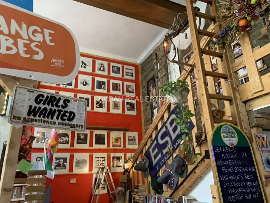 Immagine 3 di Negozio in vendita  in Via Conti 24 a Trieste