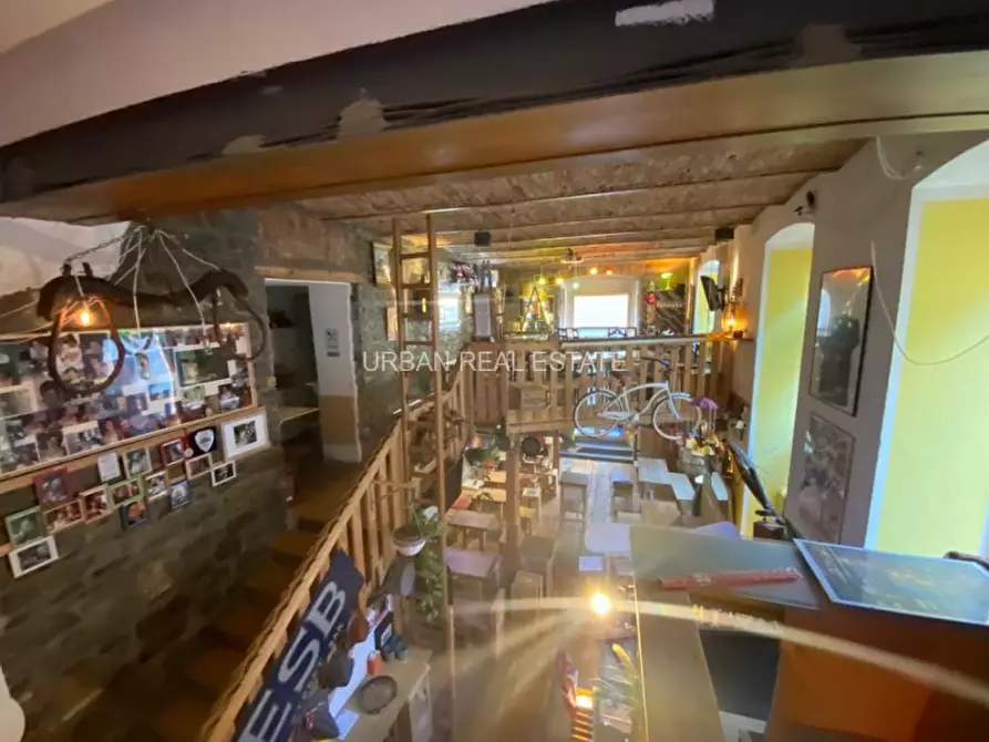 Immagine 14 di Negozio in vendita  in Via Conti 24 a Trieste