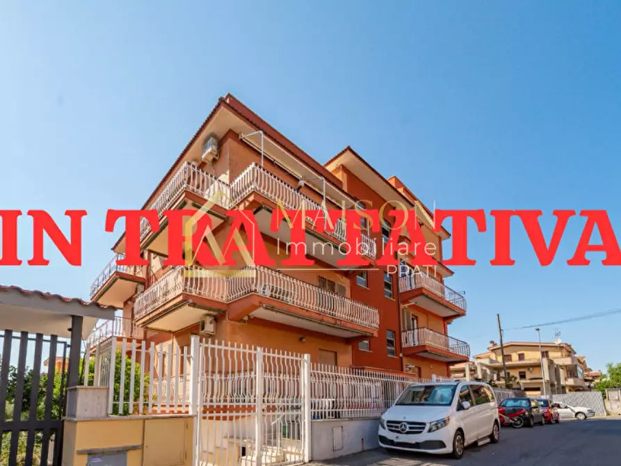 Immagine 1 di Appartamento in vendita  in Via Controne a Roma