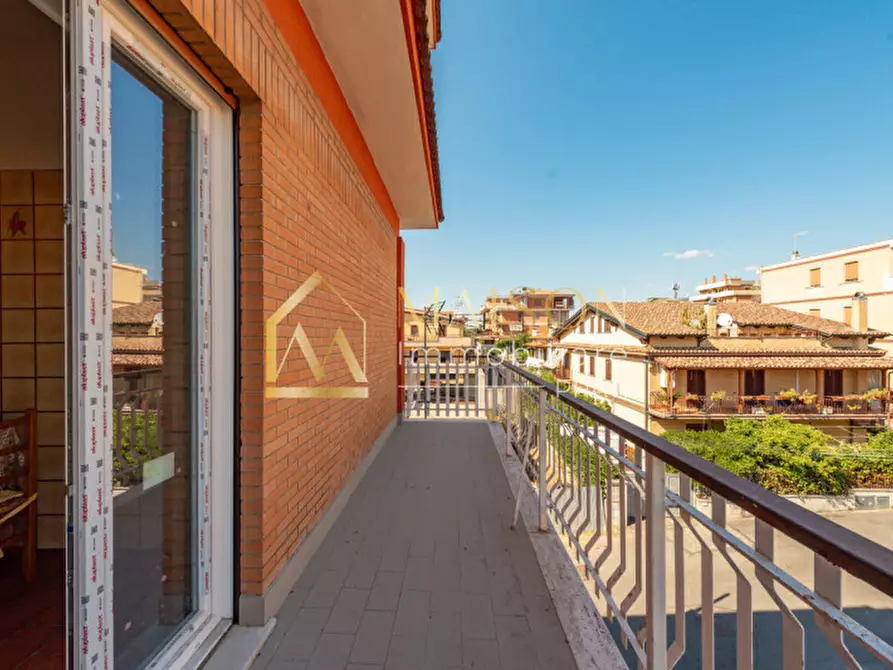 Immagine 25 di Appartamento in vendita  in Via Controne a Roma