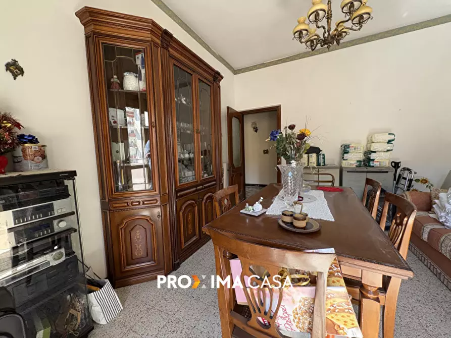 Immagine 2 di Appartamento in vendita  in Via Agostino Nifo 2 a Salerno