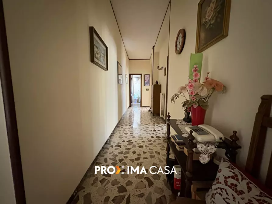 Immagine 13 di Appartamento in vendita  in Via Agostino Nifo 2 a Salerno