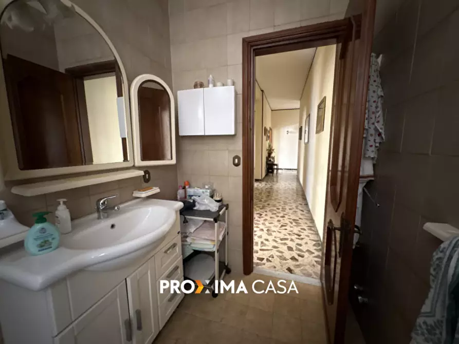 Immagine 20 di Appartamento in vendita  in Via Agostino Nifo 2 a Salerno