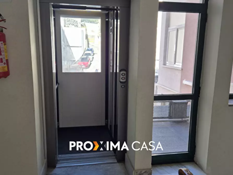 Immagine 22 di Appartamento in vendita  in Via Agostino Nifo 2 a Salerno