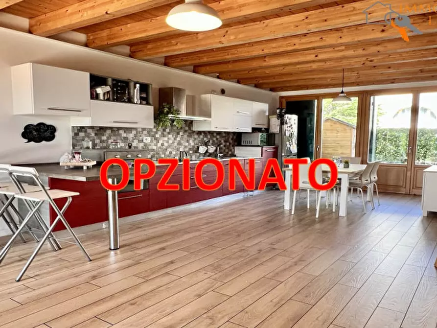 Immagine 1 di Villetta a schiera in vendita  in via Erino Girelli a Bussolengo