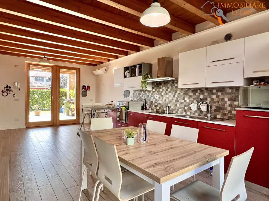 Immagine 3 di Villetta a schiera in vendita  in via Erino Girelli a Bussolengo