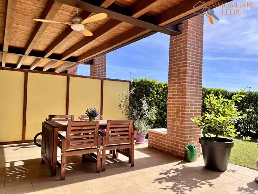 Immagine 4 di Villetta a schiera in vendita  in via Erino Girelli a Bussolengo