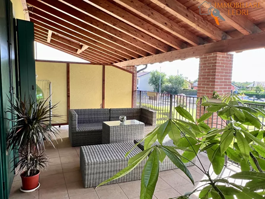 Immagine 15 di Villetta a schiera in vendita  in via Erino Girelli a Bussolengo