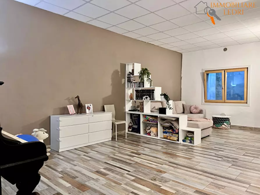 Immagine 30 di Villetta a schiera in vendita  in via Erino Girelli a Bussolengo