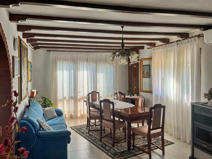 Immagine 9 di Casa indipendente in vendita  in Via Guglielmo Marconi a Pozzonovo