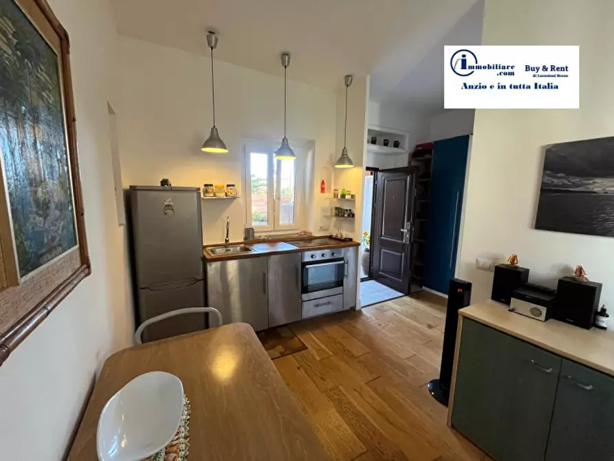 Immagine 1 di Appartamento in vendita  in VIA PARTENOPE a Anzio