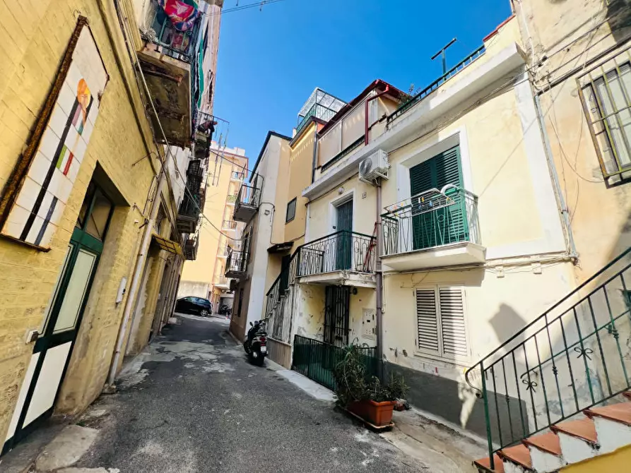 Immagine 1 di Appartamento in vendita  in via B. Savastano a Pizzo