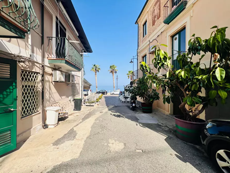 Immagine 17 di Appartamento in vendita  in via B. Savastano a Pizzo