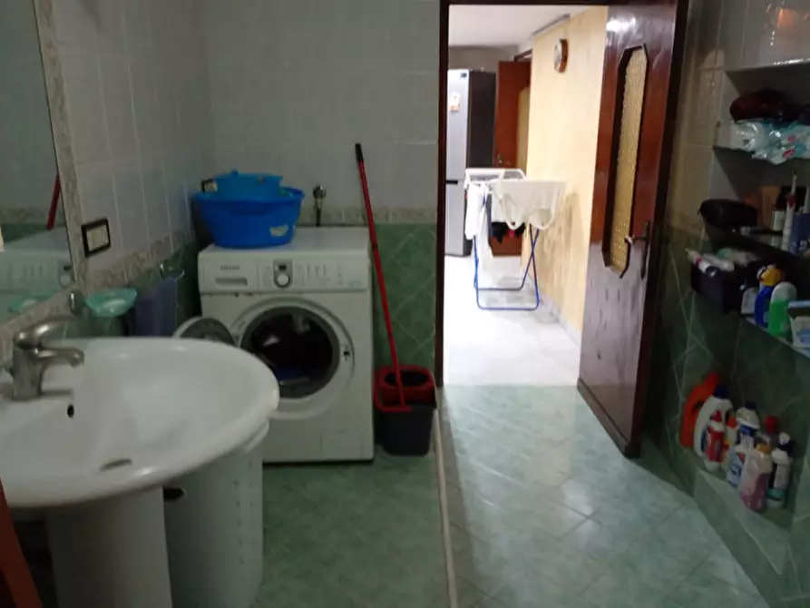 Immagine 1 di Camera in affitto  in vico pellegrini 14 a Napoli