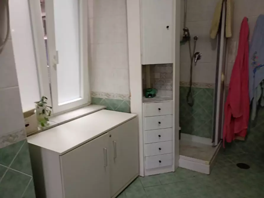 Immagine 7 di Camera in affitto  in vico pellegrini 14 a Napoli