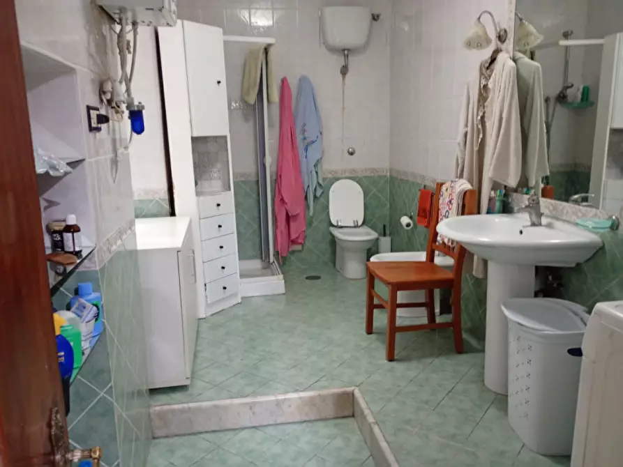 Immagine 9 di Camera in affitto  in vico pellegrini 14 a Napoli