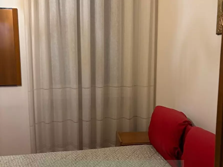 Immagine 13 di Camera in affitto  a Padova