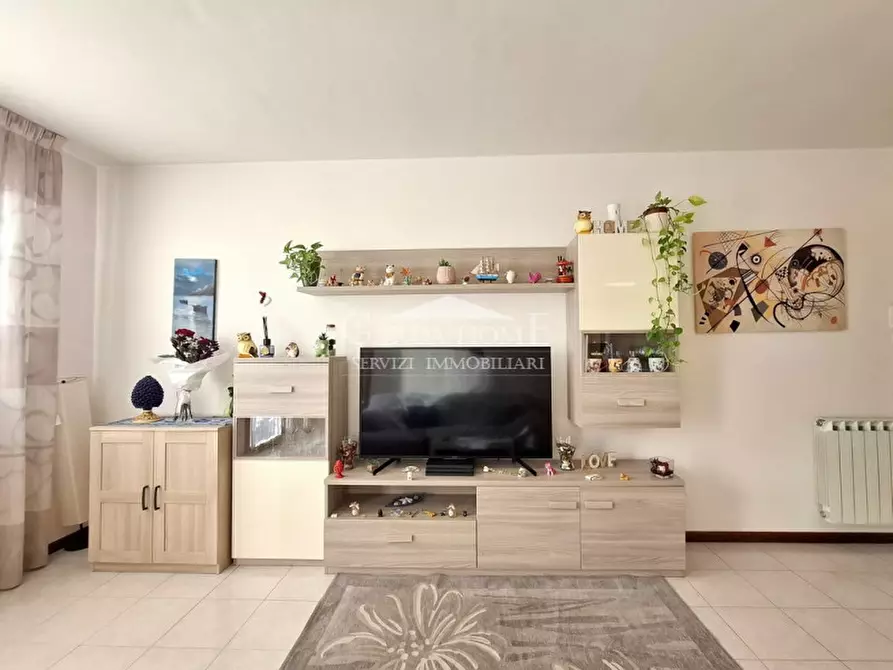 Immagine 1 di Appartamento in vendita  in Via Marziale Cerutti a Lonato del Garda