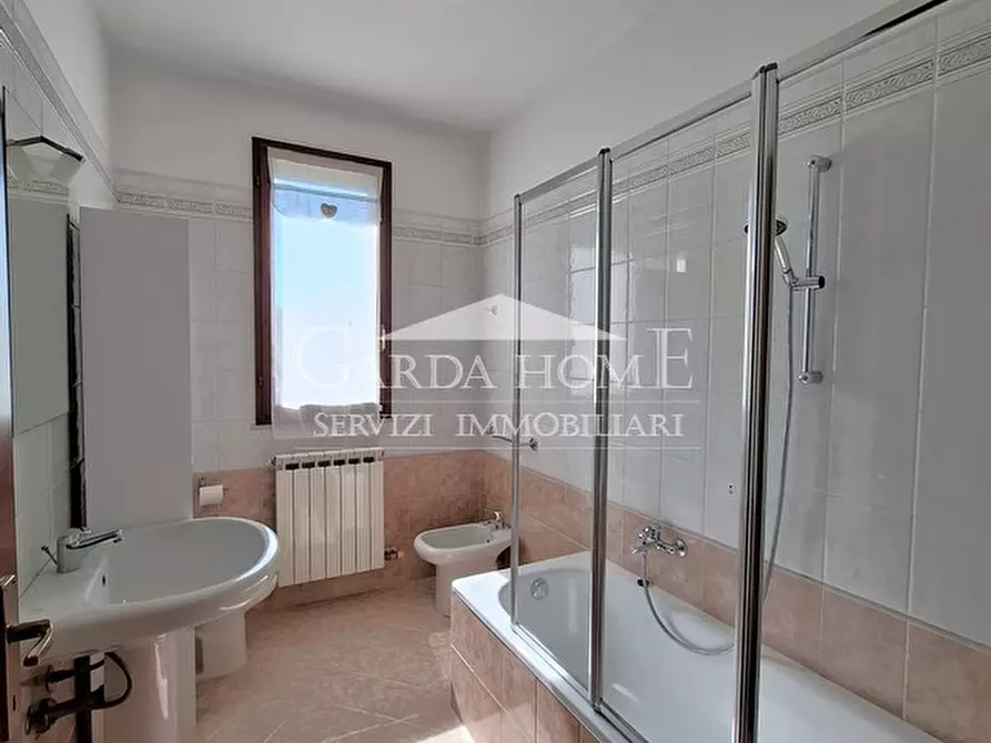 Immagine 13 di Appartamento in vendita  in Via Marziale Cerutti a Lonato del Garda