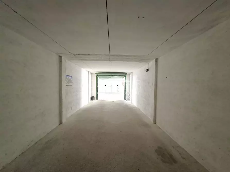 Immagine 32 di Appartamento in vendita  in Via Marziale Cerutti a Lonato del Garda