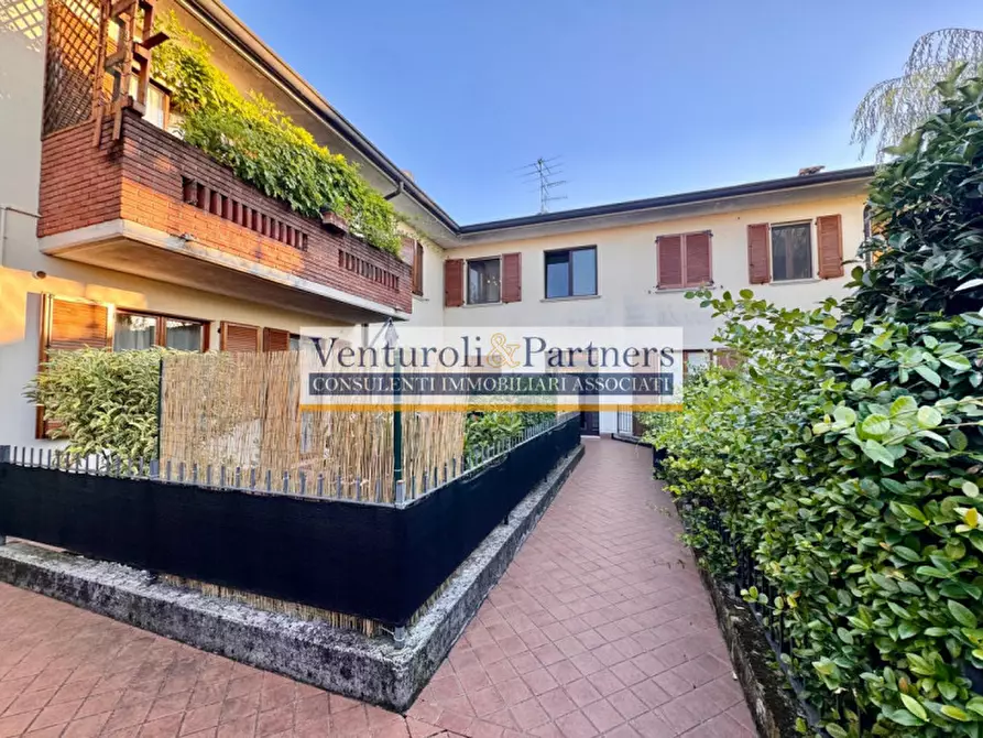 Immagine 1 di Appartamento in vendita  in via campagnola a Bedizzole