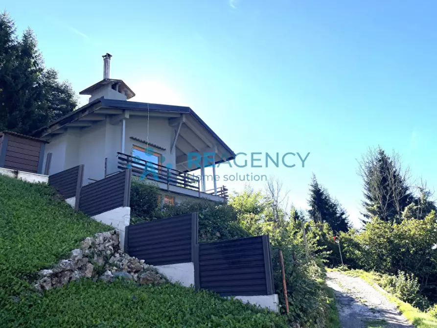 Immagine 3 di Casa indipendente in vendita  in Strada Provinciale Recoaro Mille a Recoaro Terme