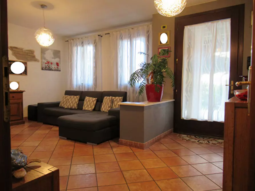 Immagine 15 di Casa bifamiliare in vendita  in via montegrappa 1 a Villorba