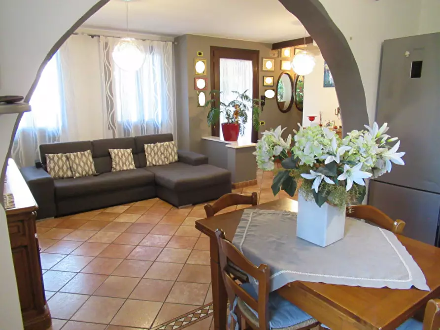 Immagine 19 di Casa bifamiliare in vendita  in via montegrappa 1 a Villorba
