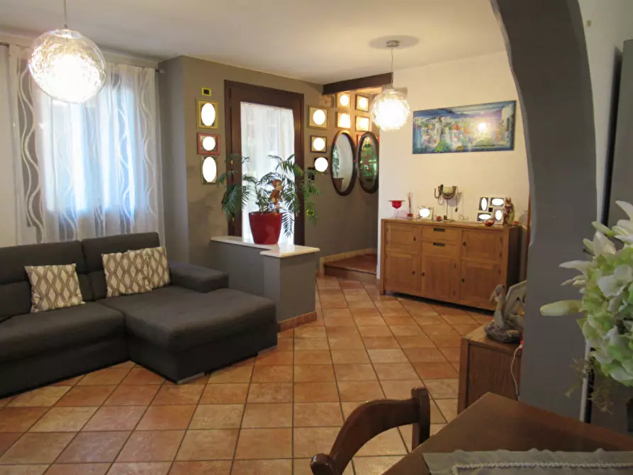 Immagine 20 di Casa bifamiliare in vendita  in via montegrappa 1 a Villorba