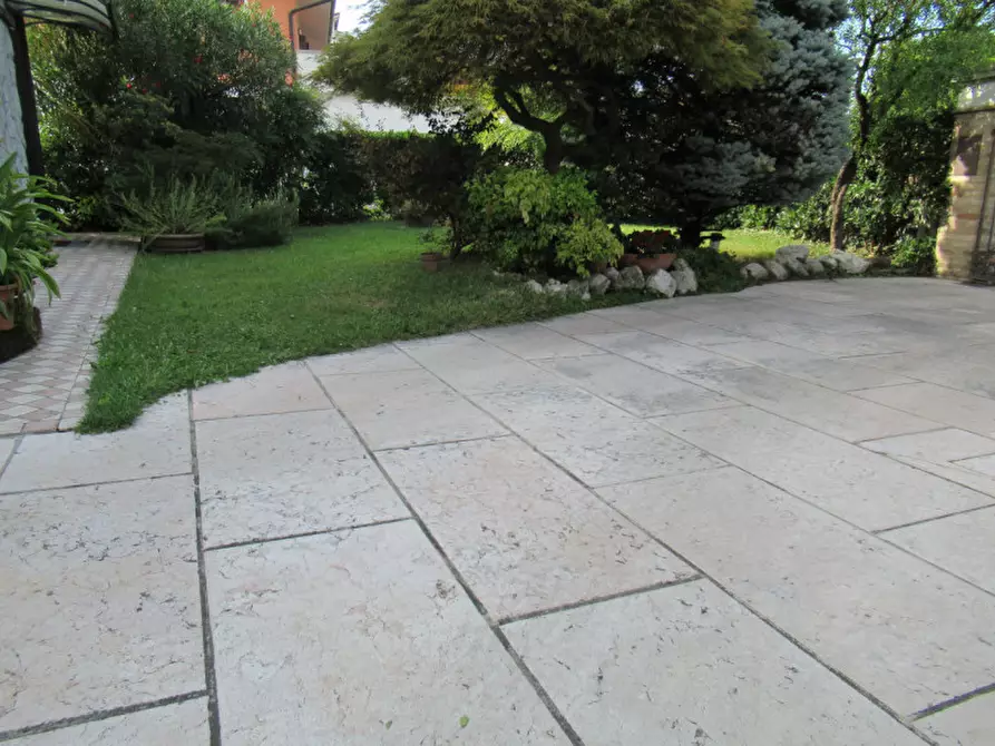 Immagine 36 di Casa bifamiliare in vendita  in via montegrappa 1 a Villorba