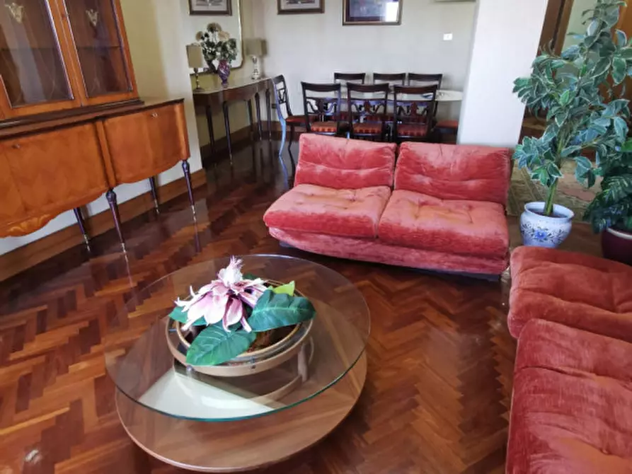 Immagine 14 di Appartamento in vendita  in larghetto spirito santo a Catanzaro