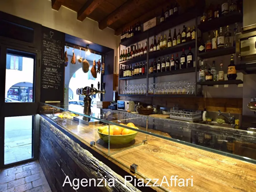 Immagine 2 di Attività commerciale in vendita  in Via Giuseppe Garibaldi a Piove Di Sacco