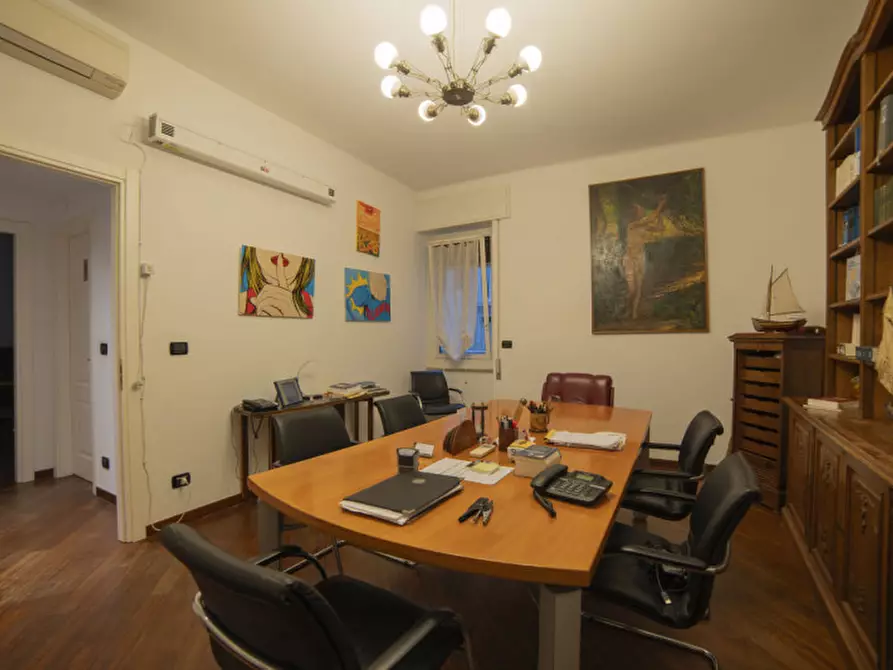 Immagine 3 di Ufficio in vendita  in Martin Piaggio 17 a Genova