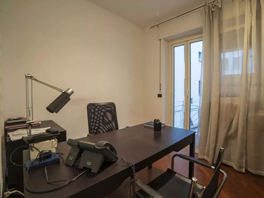 Immagine 15 di Ufficio in vendita  in Martin Piaggio 17 a Genova