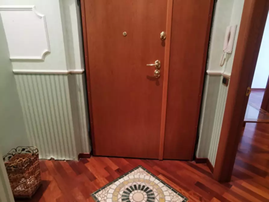 Immagine 1 di Appartamento in vendita  in via larghetto spirito santo a Catanzaro