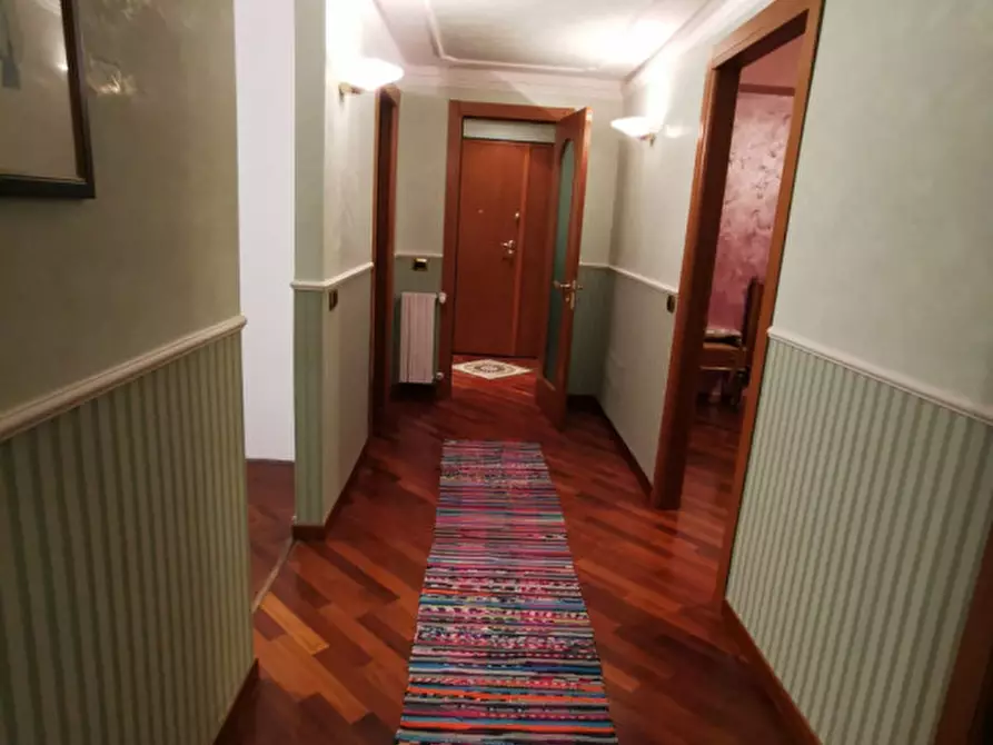 Immagine 8 di Appartamento in vendita  in via larghetto spirito santo a Catanzaro