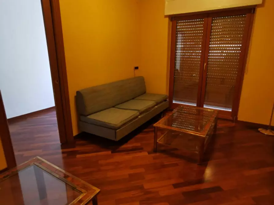 Immagine 9 di Appartamento in vendita  in via larghetto spirito santo a Catanzaro