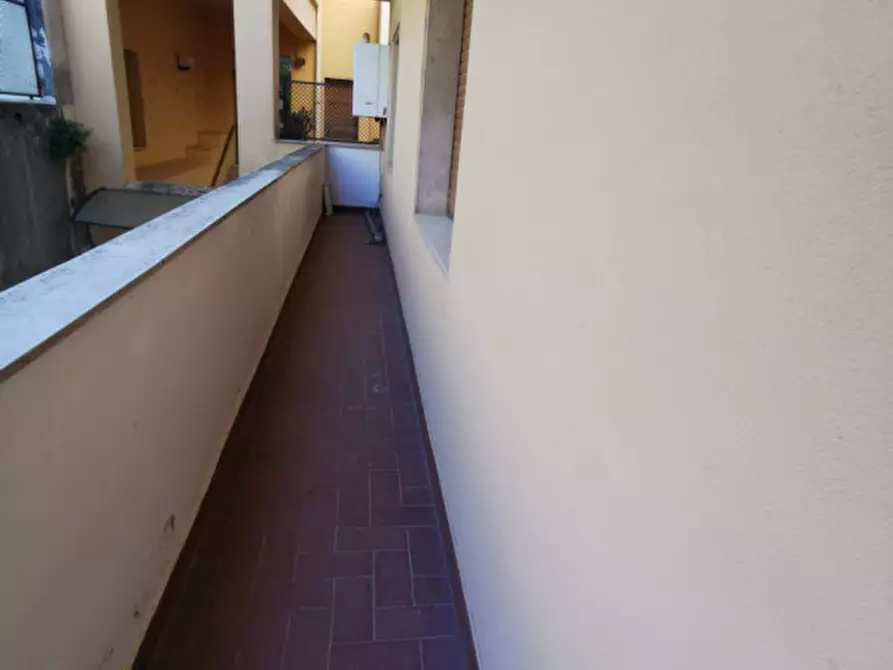 Immagine 16 di Appartamento in vendita  in via larghetto spirito santo a Catanzaro