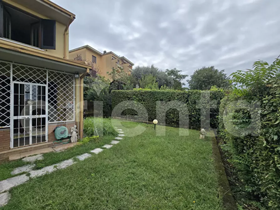 Immagine 2 di Casa bifamiliare in vendita  in Via Liguria 32 a Lonato del Garda