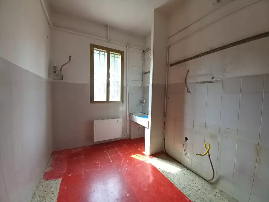 Immagine 5 di Appartamento in vendita  a Ozzano Dell'emilia