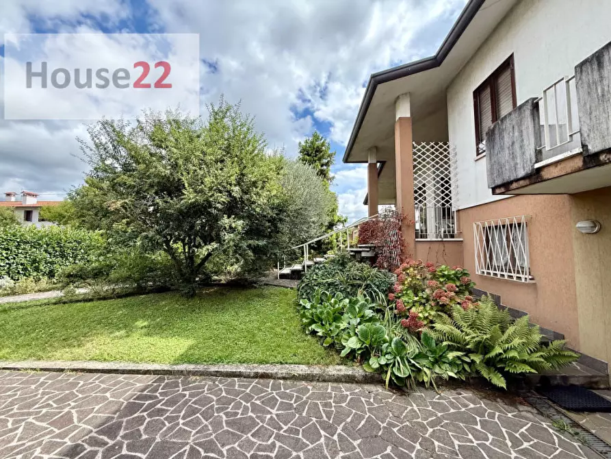 Immagine 4 di Casa indipendente in vendita  in caldogno, via pedrollo 5 a Caldogno