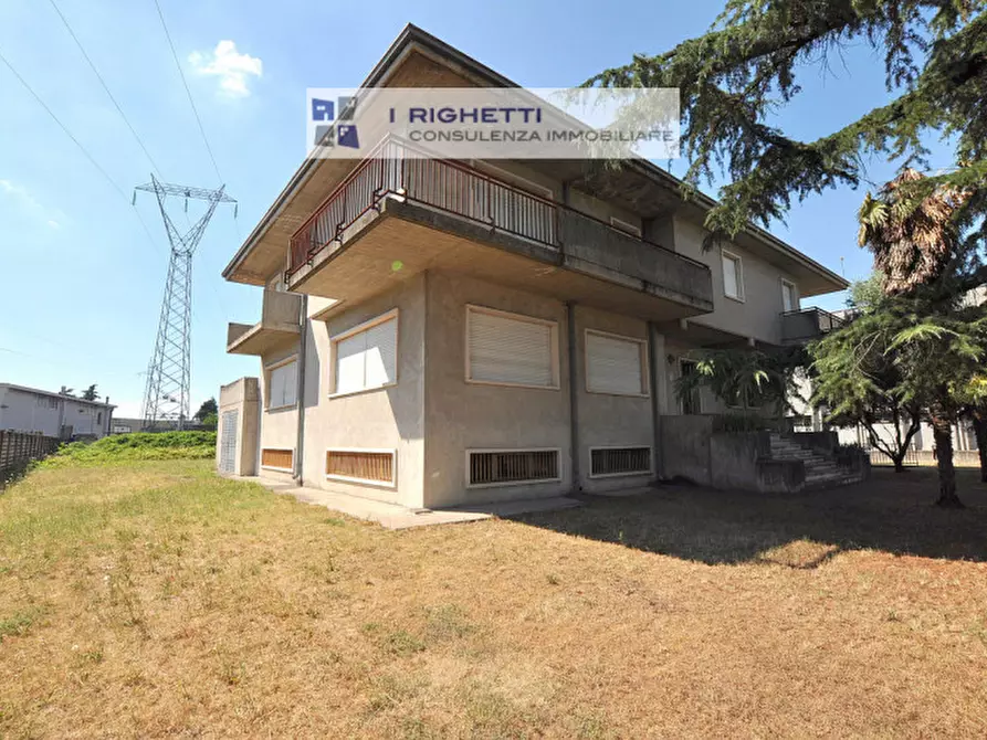 Immagine 18 di Laboratorio in vendita  in Via Dell'Artigianato a Bussolengo